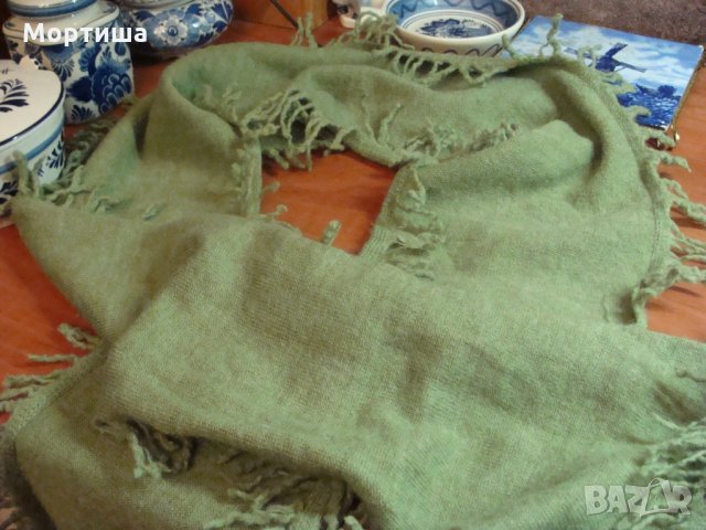 GAP Оригинален 100% мерино шал