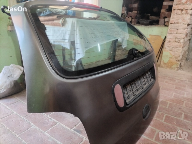 Заден капак от Рено меган. , снимка 3 - Части - 51862641