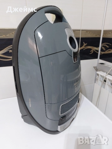 Прахосмукачка Miele Complete C3 Series 120 EcoLine , снимка 8 - Прахосмукачки - 52207755