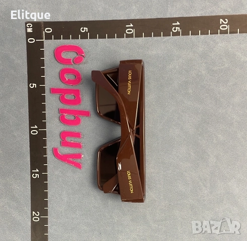 очила с черен обикновен калъф и Ув защита Louis Vuitton , снимка 2 - Слънчеви и диоптрични очила - 52715101