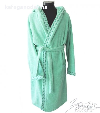 Юношески халати за баня