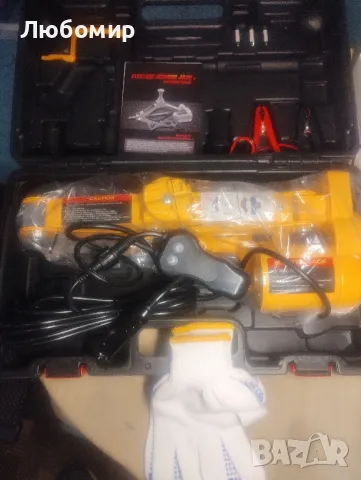 Електрохидравличен крик Siegbert, 2T, 100W, 8.8 кг, снимка 3 - Други инструменти - 48431887