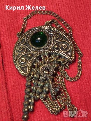 САЧАНЕНО СТАРИННО ВЪЗРОЖДЕНСКО УКРАШЕНИЕ със СМАРАГД ЗЕЛЕН КАМЪК и КЛЮЧЕ БРОНЗ 15133