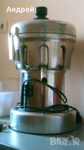 сокоизстисквачка  PRO Nutrifaster N450 бизнес с бели ръкавици, снимка 4 - Обзавеждане на кухня - 52811120