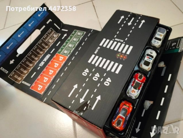 паркинг куфар с 48 броя колички, снимка 4 - Коли, камиони, мотори, писти - 51863602