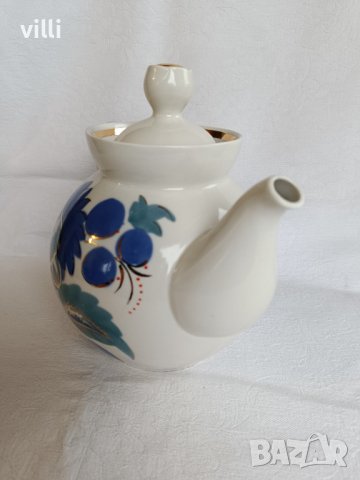Порцеланов чайник - СССР, снимка 2 - Аксесоари за кухня - 43438433