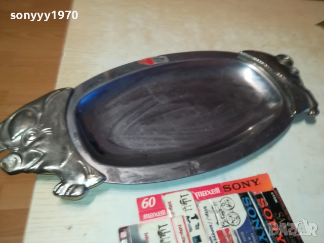 красив поднос с прасе 0810252107, снимка 2 - Колекции - 51990875