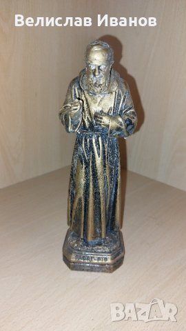 Стара колекционерска статуетка на Падре Пио 21 см от смола. Бронзов ефект., снимка 4 - Колекции - 43135745