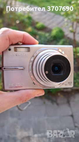 Компактен дигитален фотоапарат Olympus FE-250, 8MP, 5 оптичен зум