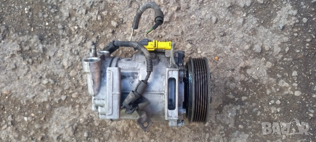 Компресор климатик Peugeot 407 1.8 бензин, снимка 3 - Части - 52677637