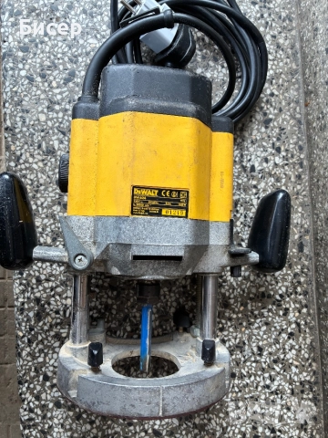 Фреза Деволт Dewalt DW624, снимка 2 - Други инструменти - 52817498