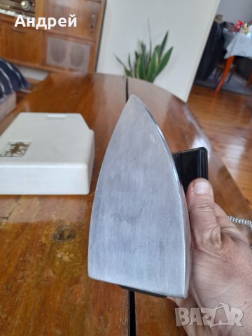 Стара електрическа ютия #13, снимка 2 - Антикварни и старинни предмети - 40593332