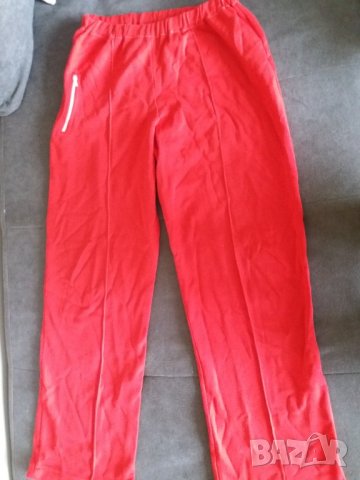 Спортен екип червен, снимка 2 - Спортни дрехи, екипи - 32665077