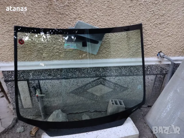 Предно и задно стъкло за Хонда Сивик 8 седан., снимка 2 - Части - 47382499