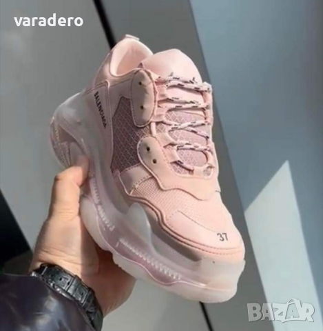 Дамски маратонки Balenciaga , снимка 5 - Маратонки - 44927718