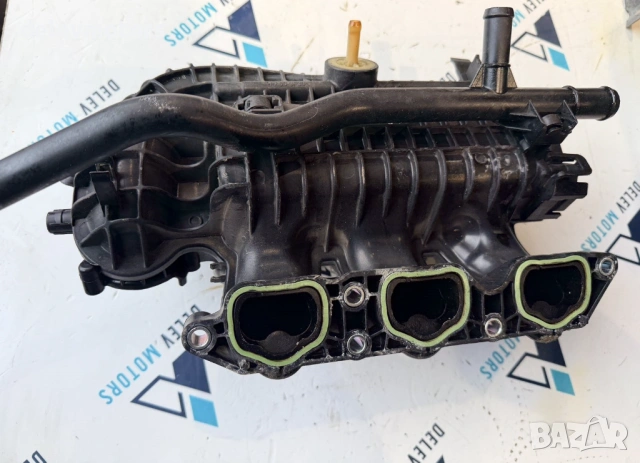 04C145749A всмукателен колектор с воден интерколер от Seat Arona 1.0 TSI, двигател CHZ, 95 кс., 5 ск, снимка 2 - Части - 53066070