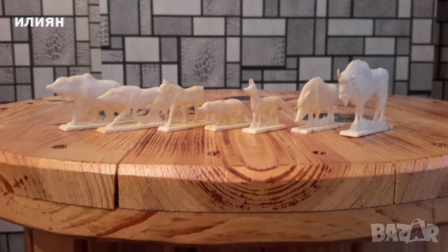 Пластмасови играчки, животни 