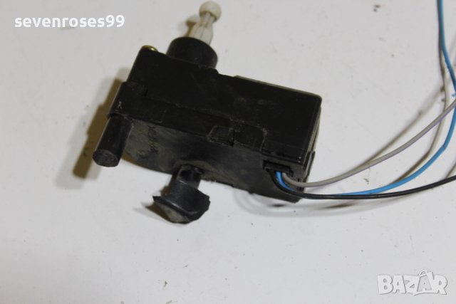 Моторче фар десен Mazda 6 2006 2.0i 147 Мазда 6 комби, снимка 3 - Части - 43887640