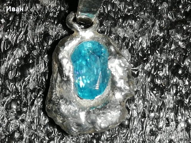 Сребърна висулка с Циркон 