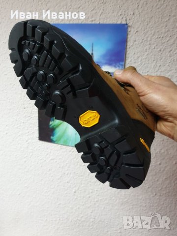  John Deere  Ловни/туристически обувки водоустойчиви номер 38 , снимка 2 - Други - 39299046