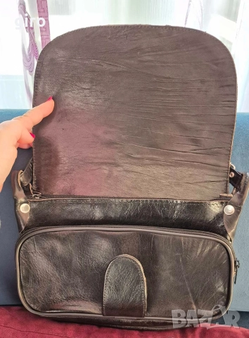 Дамска чанта от камилска кожа, снимка 6 - Чанти - 52752378