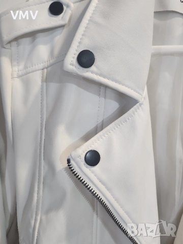 Кожено бяло яке, снимка 6 - Якета - 51646893