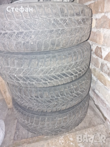 Гуми с джанти Нисан Микра, снимка 4 - Гуми и джанти - 52226399