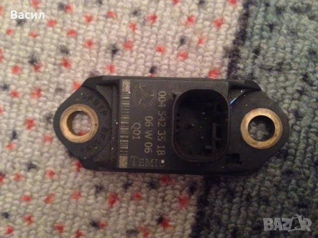 ЧИСТО НОВ, ОРИГИНАЛЕН датчик надлъжно ускорение Mercedes Benz, снимка 2 - Части - 45864277