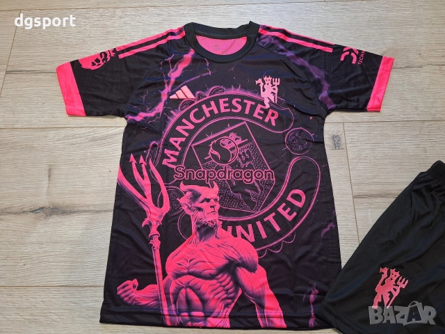 Детски флуоресцентен екип на Манчестър Юнайтед!Специално издание Дявол, снимка 3 - Футбол - 52625635