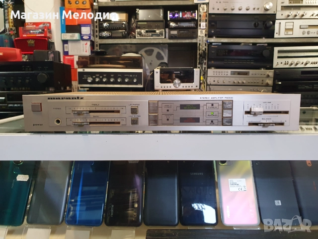 Усилвател Marantz PM230 В перфектно техническо и много добро визуално състояние.