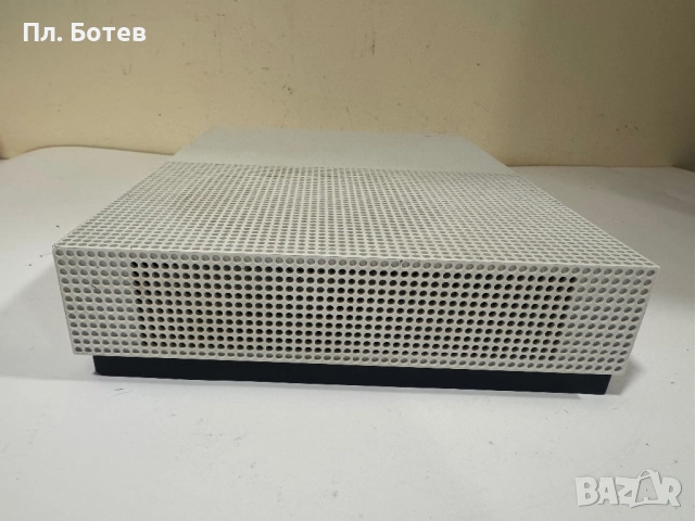Xbox one S, снимка 7 - Xbox конзоли - 52972011