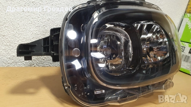 Оригинален ляв фар за Citroën C3 III / Ситроен Ц3 (2016-2020), снимка 3 - Части - 51923290
