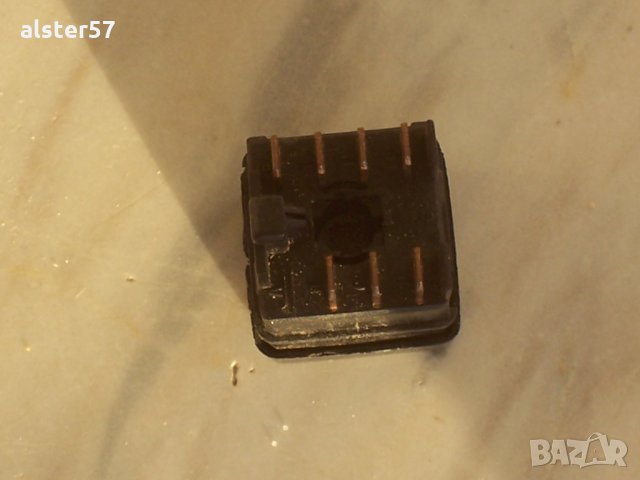 Ключ за аварийни светлини от Ланчия Тема, снимка 5 - Части - 26859994