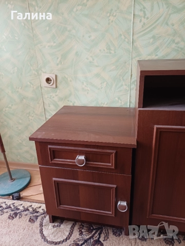 Комплект спалня, гардероб, тоалетка и две нощни щкафчета, снимка 4 - Спални и легла - 51633182