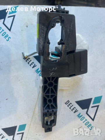 83665J7000 основа за дръжка външна от задна дясна врата от Kia Ceed 1.4T, 140 ph., Automatic, снимка 2 - Части - 51522956