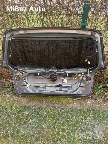 Врата багажник Фолксваген Голф 5 VW Golf, снимка 2 - Части - 48759047