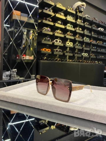 очила с черен обикновен калъф и ув защита gucci louis vuitton , снимка 4 - Слънчеви и диоптрични очила - 51459126
