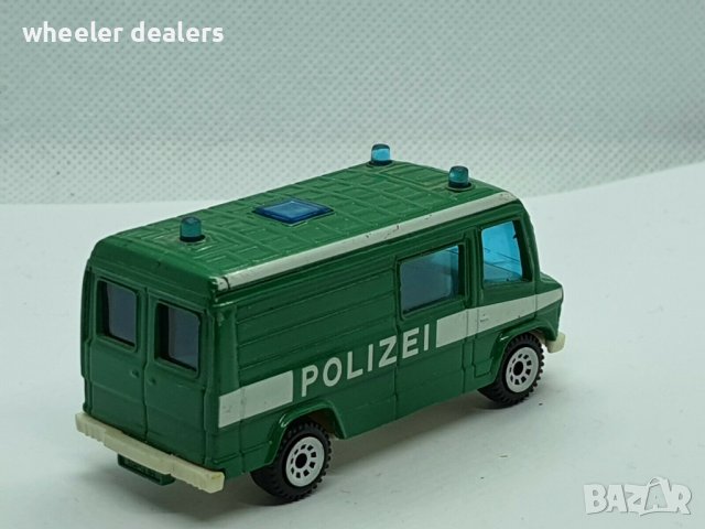 Метална количка Siku 0805 Mercedes-Benz Police в мащаб 1:87, снимка 2 - Колекции - 39226007