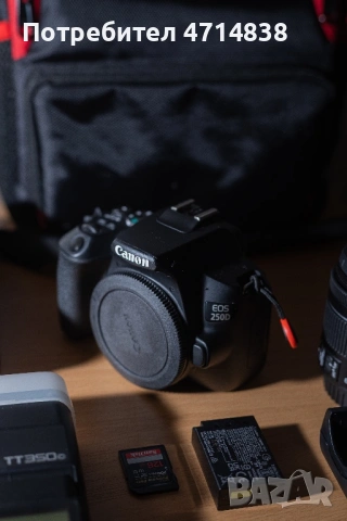 Фотоапарат Canon EOS 250D - Пълен Комплект, снимка 2 - Фотоапарати - 53168837