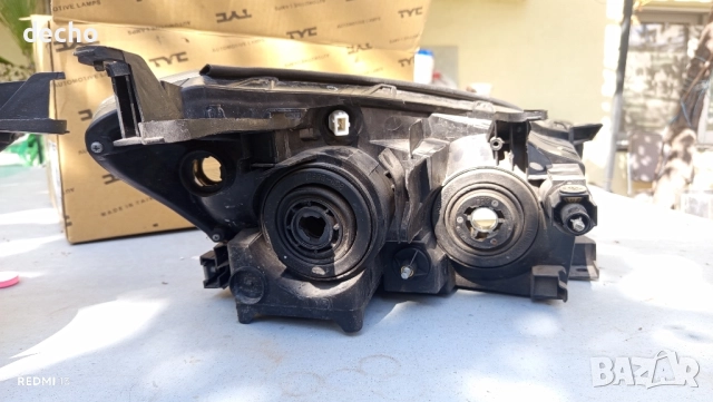 фарове за тойота рав4, снимка 4 - Части - 52076280