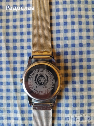 стар часовник TOMMY HILFIGER , снимка 3 - Дамски - 51702596