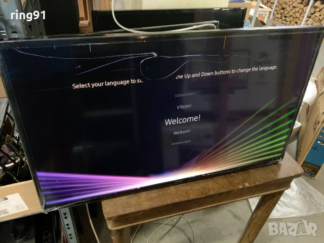 Телевизор Samsung UE40KU6072U На части 