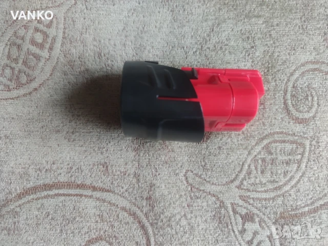 Батерия Milwaukee, снимка 3 - Винтоверти - 50494920