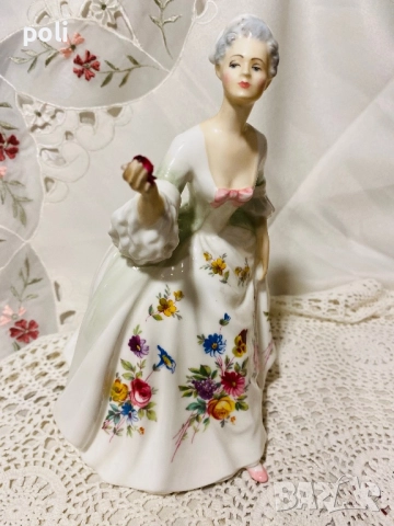 порцеланова статуетка Royal Doulton , снимка 3 - Статуетки - 52507076