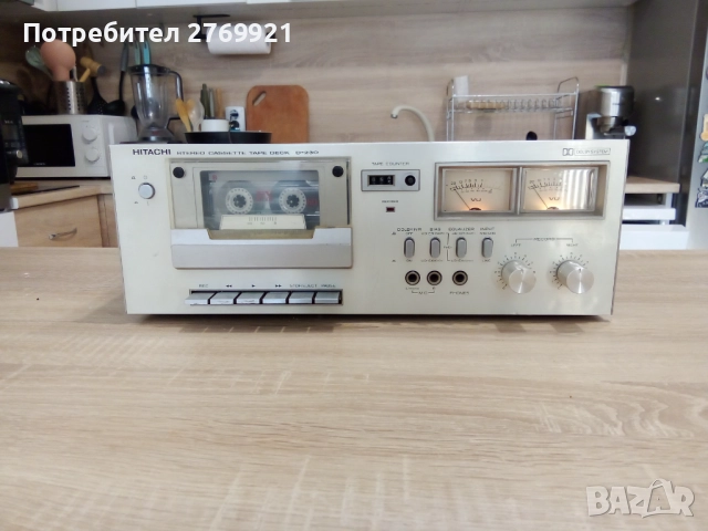 Дек Hitachi D230