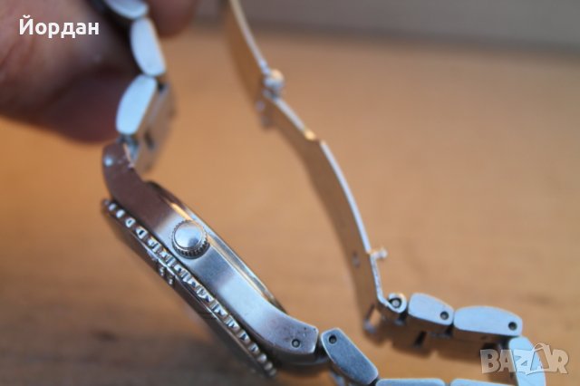 Дамски кварцов часовник ''Guess'', снимка 11 - Дамски - 43559472