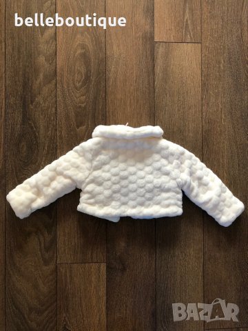 Разкошно пухкаво бебешко палтенце - 6 месеца, снимка 2 - Бебешки якета и елеци - 28438528