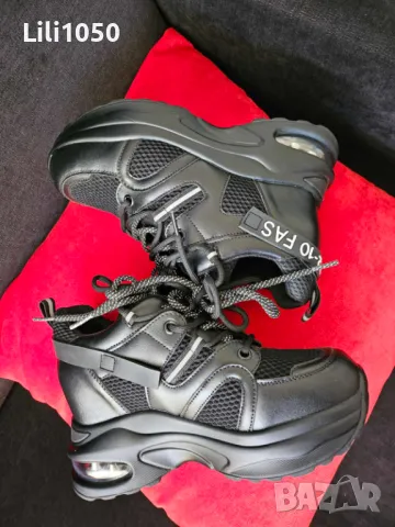 Дамски маратонки с платформа черни- НОВИ