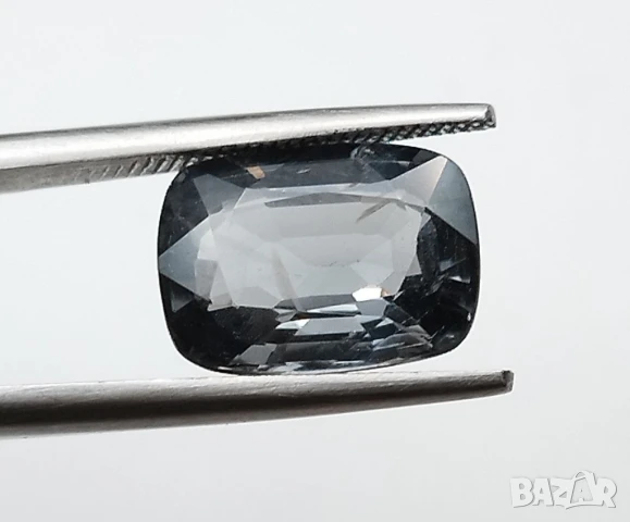 Лъскав голям шпинел в лилаво синьо 3.60кт! Нов!, снимка 10 - Други - 46394567