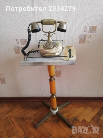 Стари ретро телефони от различни години и различни държави. , снимка 3 - Антикварни и старинни предмети - 52003901